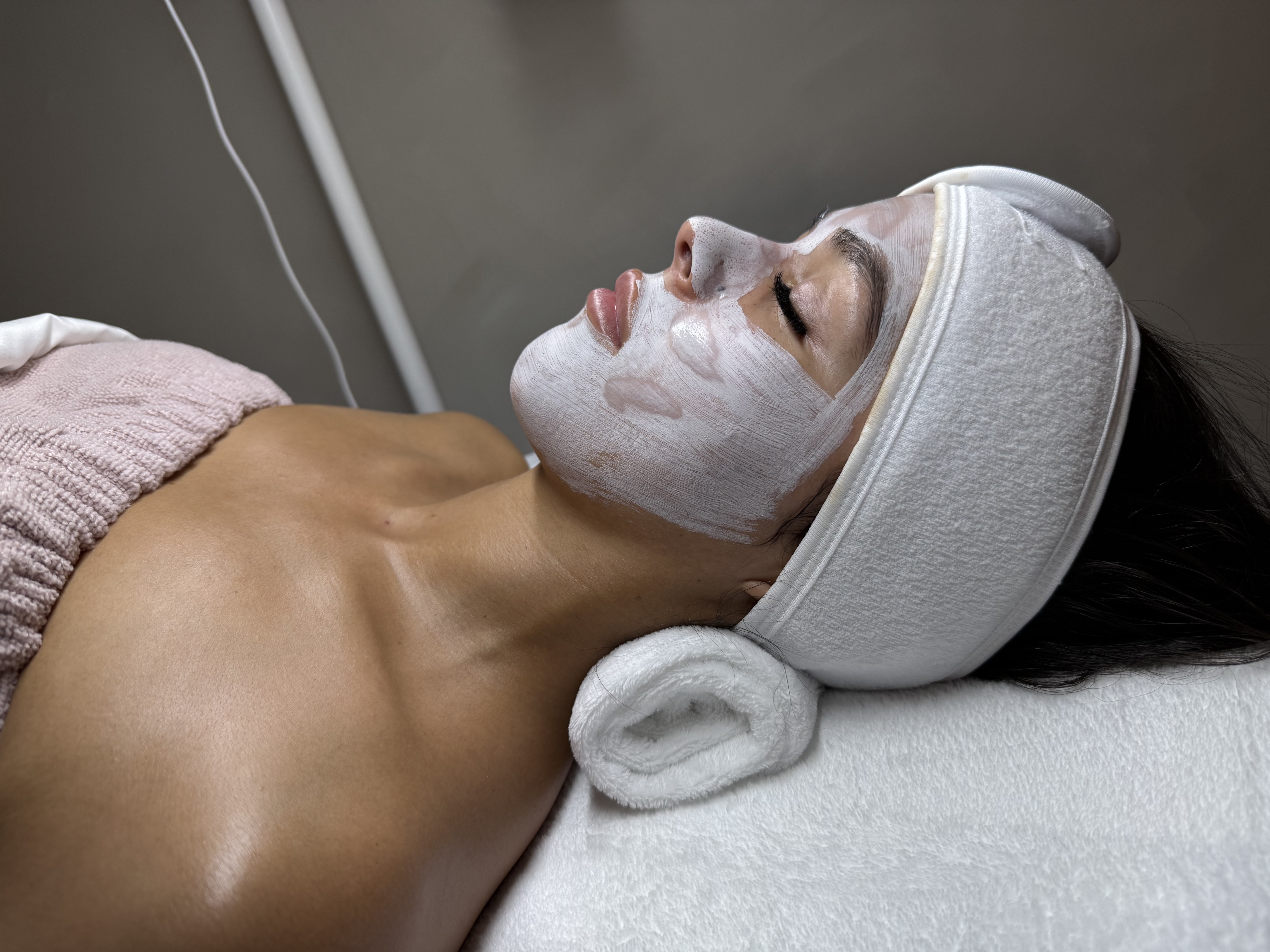 hero · custom facial